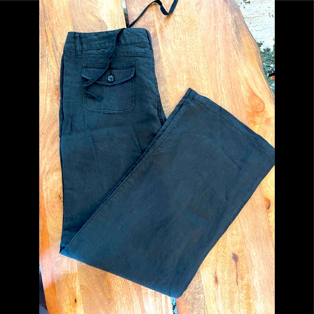 Black linen pants by Jeanswest